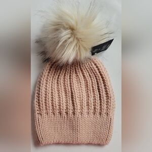 NWT - POM POM KNIT HAT